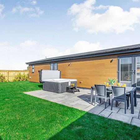 Cotswold Gateway Escape Hotel Offenham Buitenkant foto