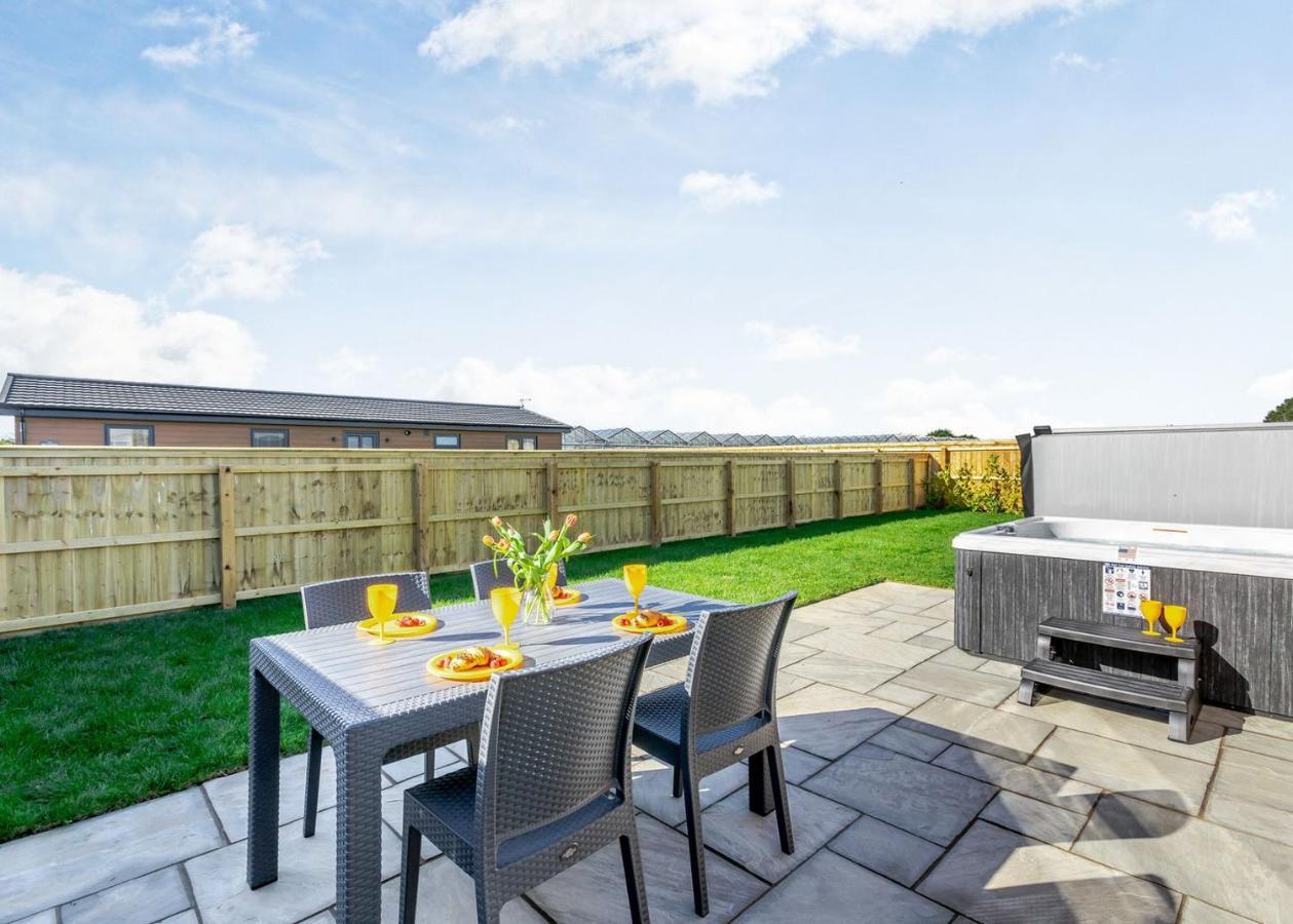 Cotswold Gateway Escape Hotel Offenham Buitenkant foto
